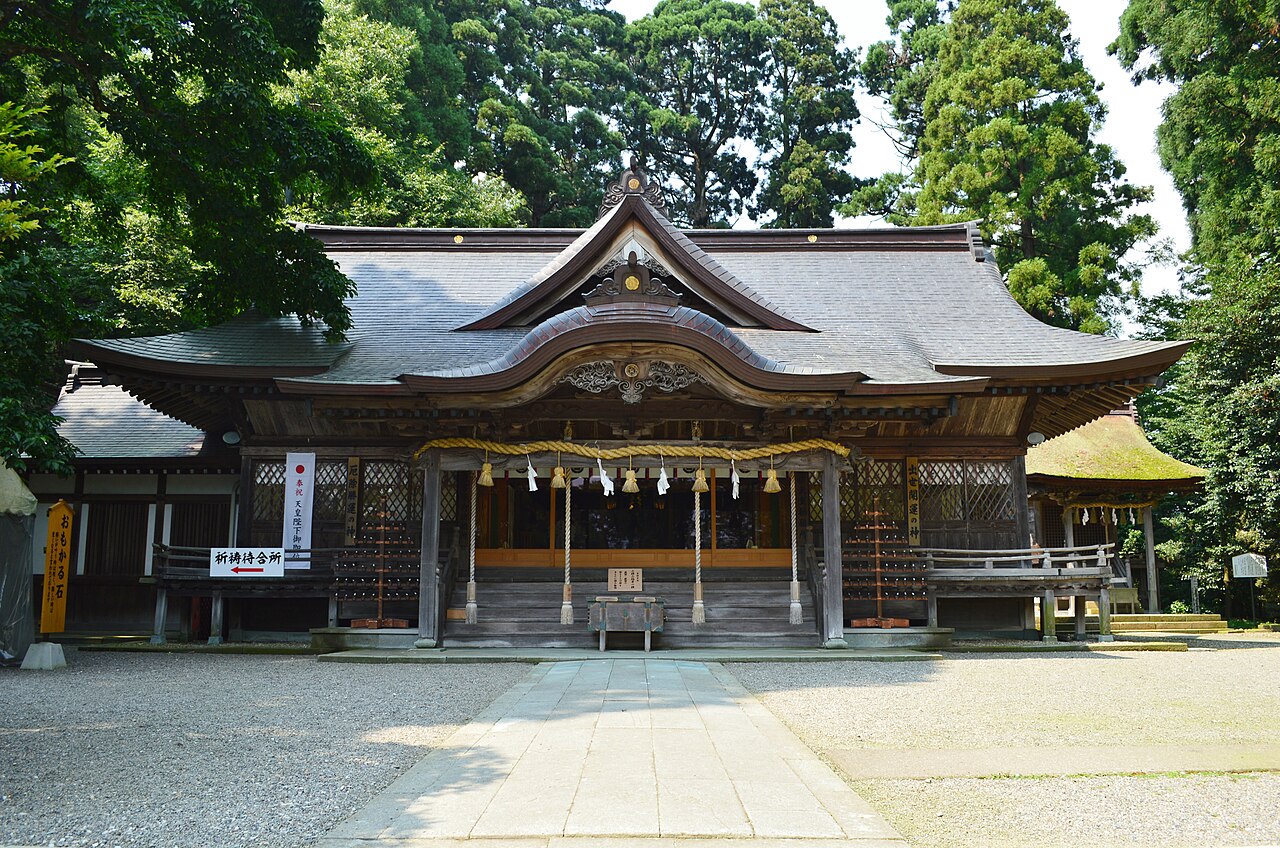 織田信長ゆかりの劔神社